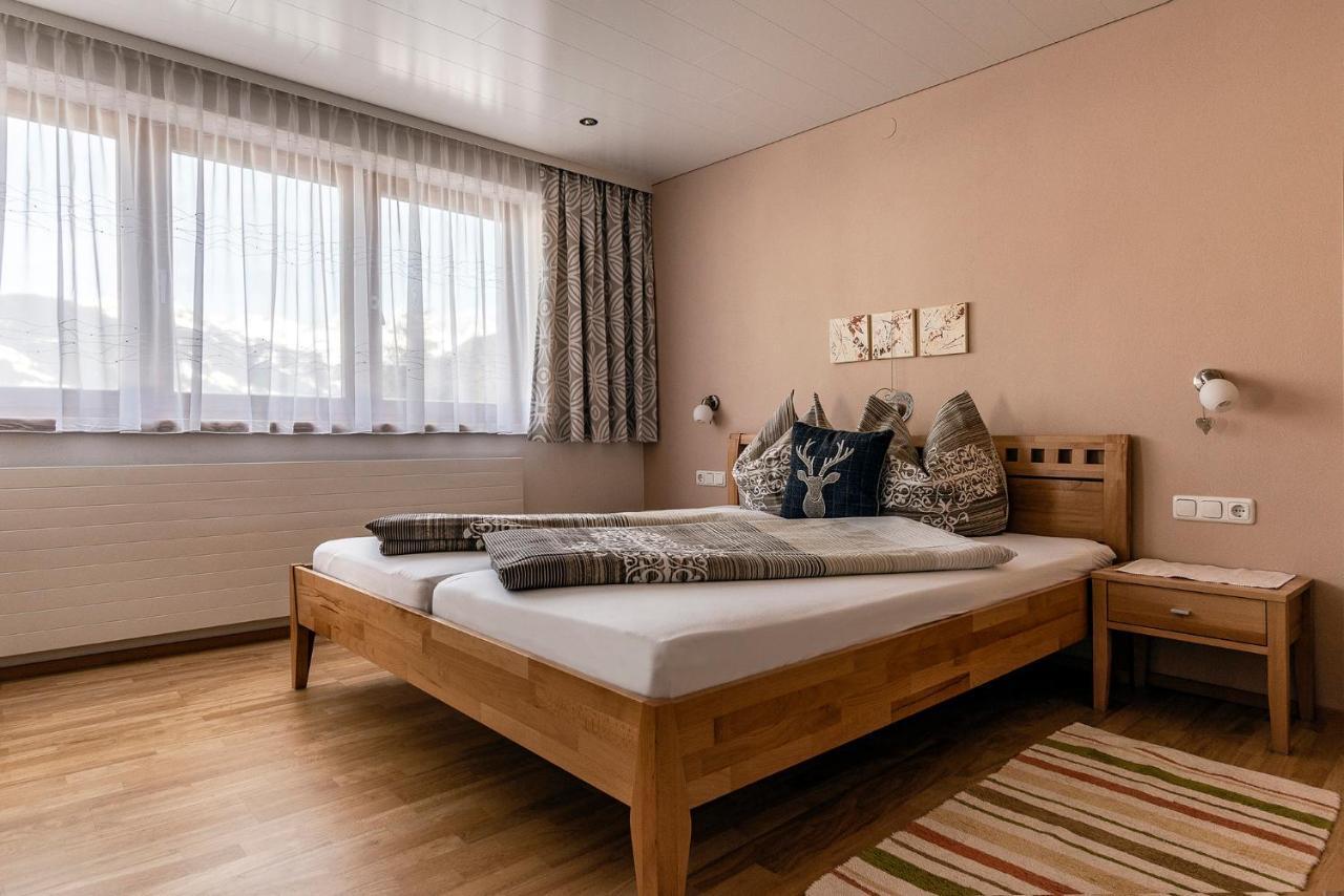 Appartement Mangeng Bartholomäberg エクステリア 写真